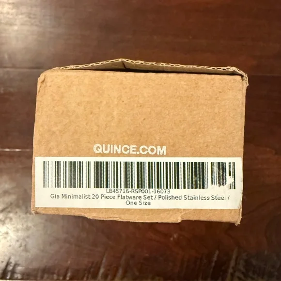 New! Quince x Sambonet Gia Minimalist 20 Piece Flatware Set - Picture 6 of 8